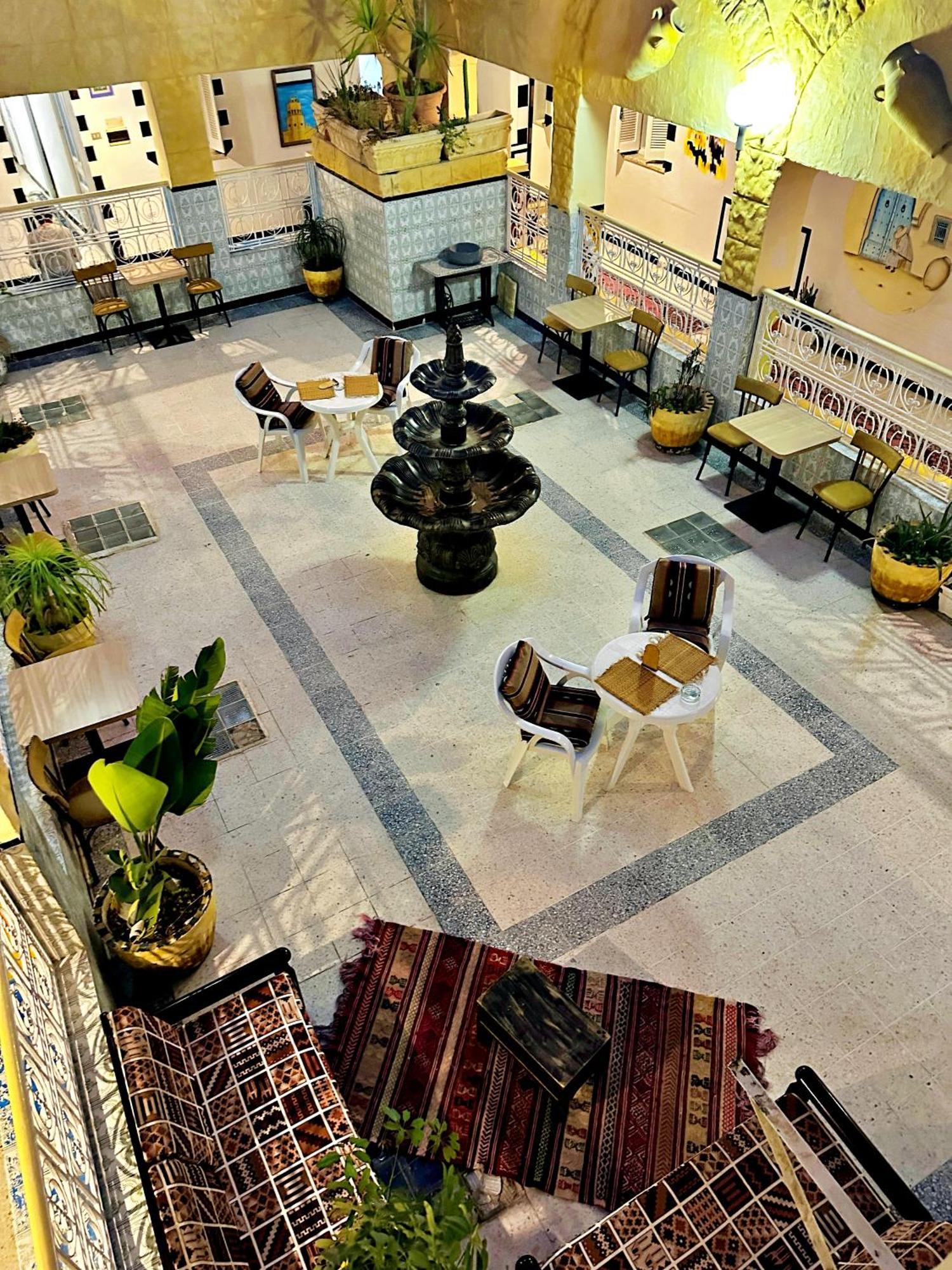 Hotel Paris Sousse Luaran gambar