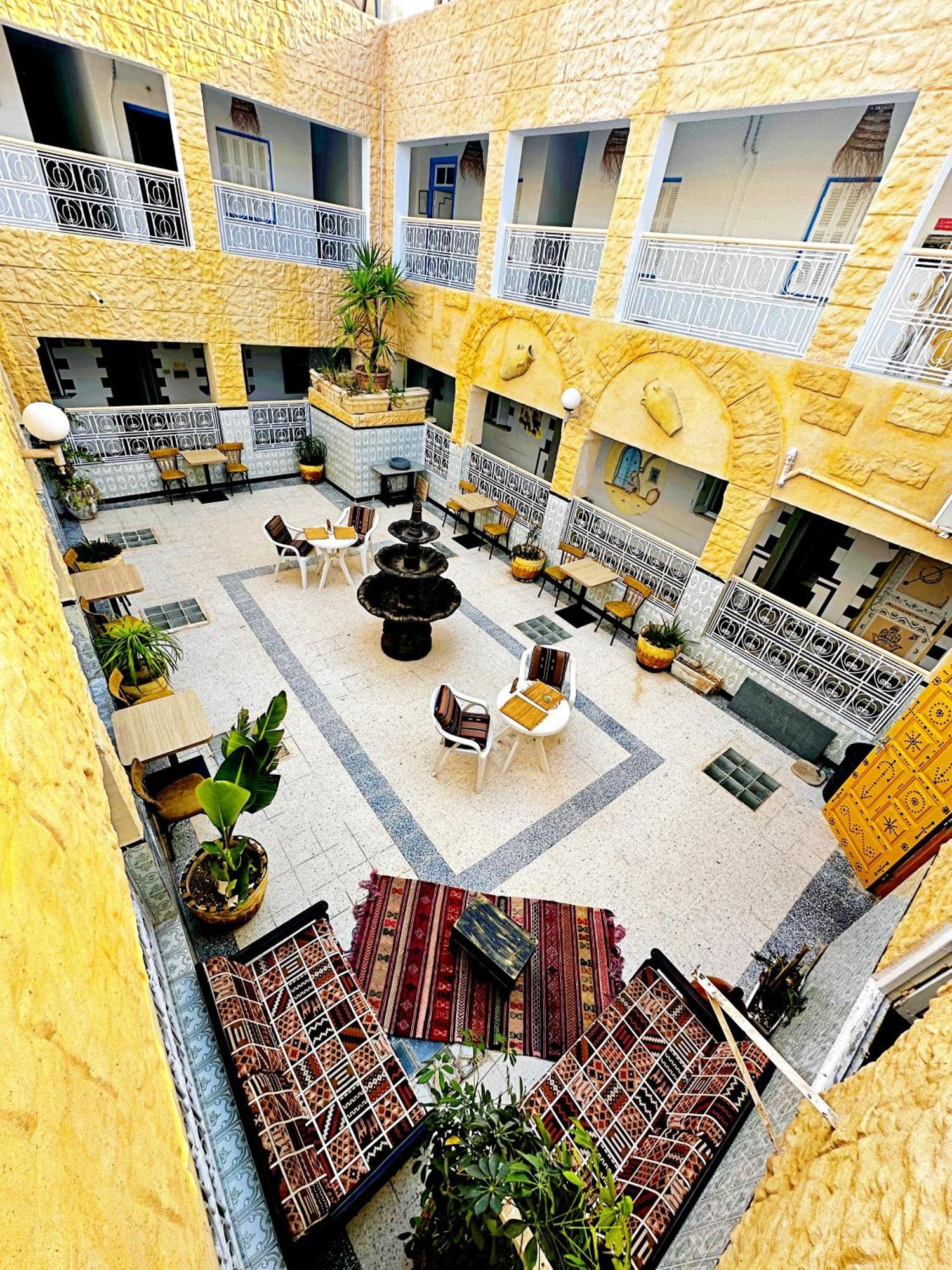 Hotel Paris Sousse Luaran gambar