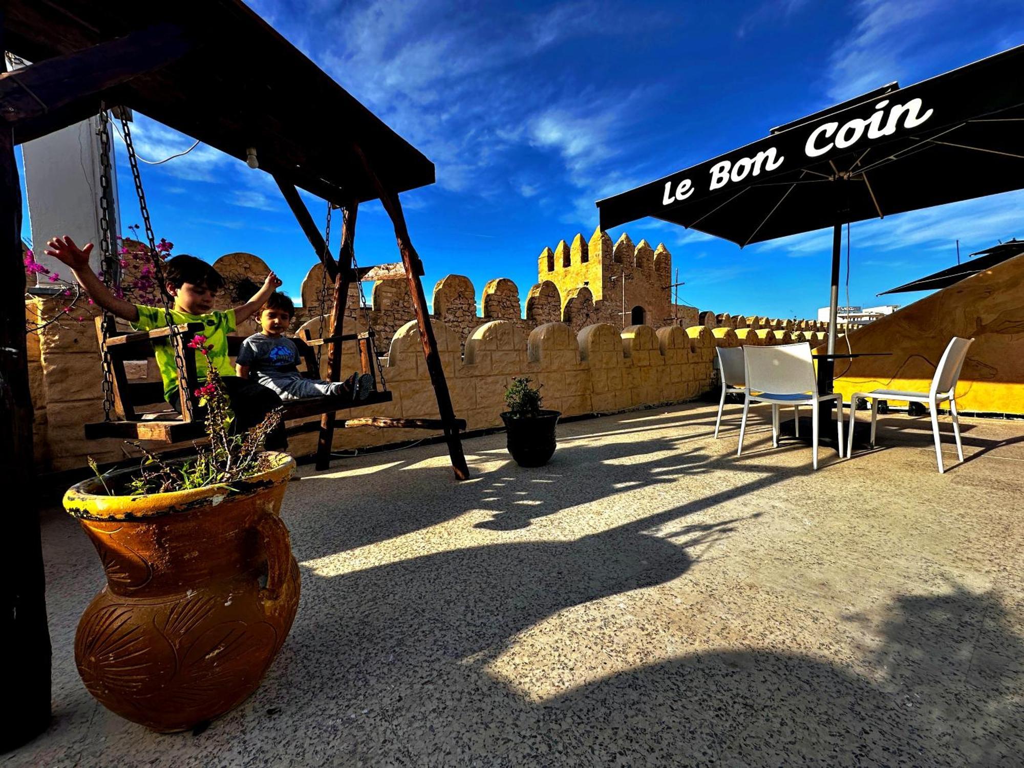 Hotel Paris Sousse Luaran gambar