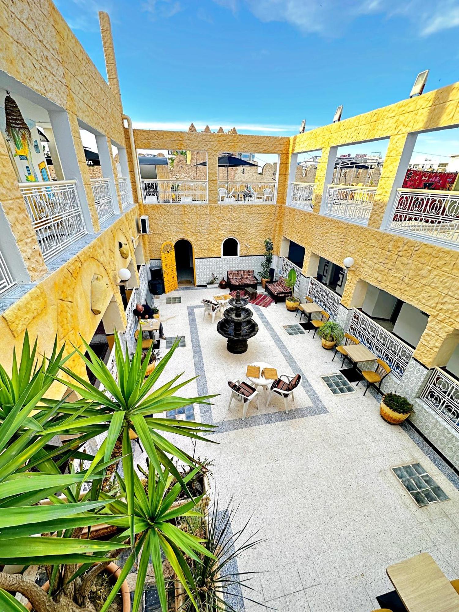 Hotel Paris Sousse Luaran gambar